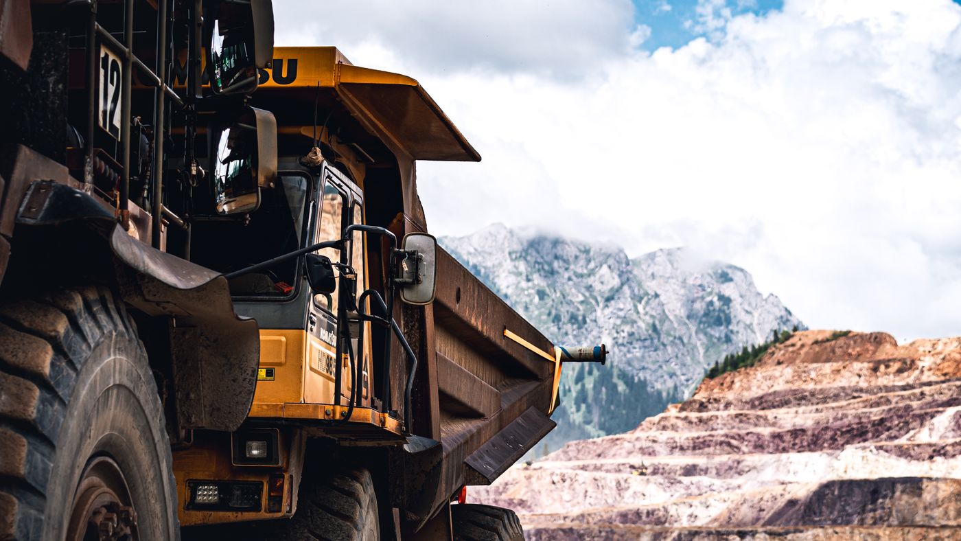 Heavy mining equipment